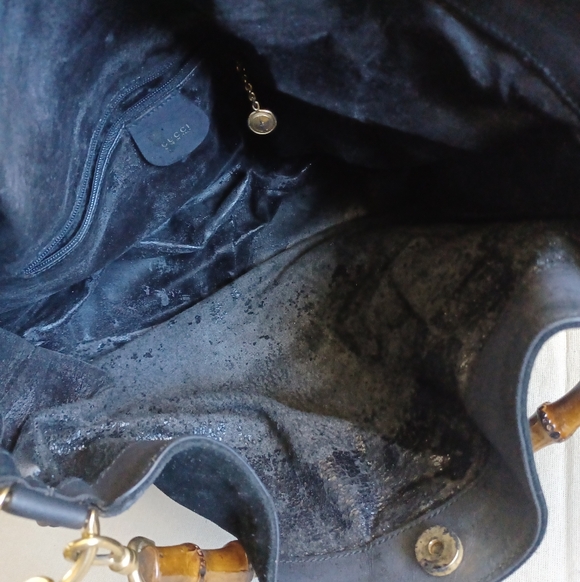 Gucci Bamboo Black Suede Bag - Picture 9 of 14